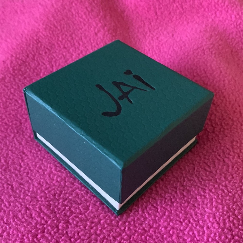Jai Sterling Silver “Cat Mom” Script Ring 💍 - Size 9 - Picture 6 of 6